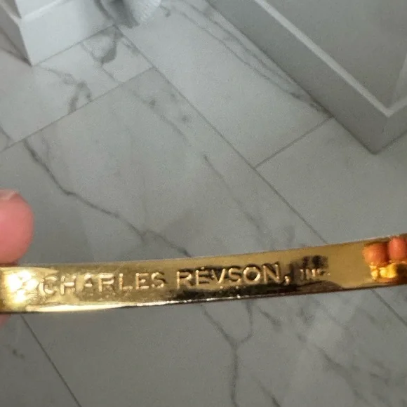 Vintage 1970’s Charles Revson Love Bracelet - Picture 4 of 7